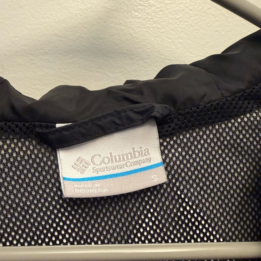Columbia Women’s Arcadia™ II Jacket in Black - Size Small - Picture 10 of 10